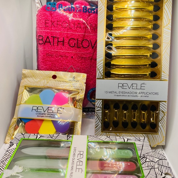 Makeup sponges bath mitts applicators files - Picture 2 of 15